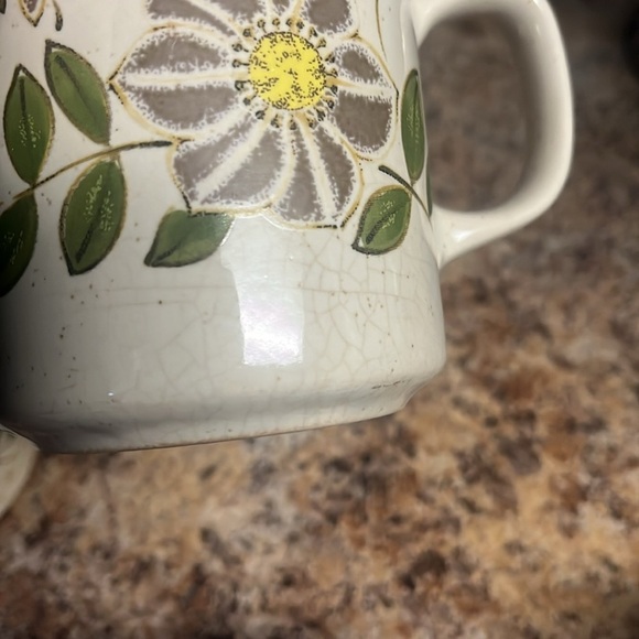 Vintage Floral Mugs Set - Purple, Blue, Yellow, Green - Picture 7 of 7